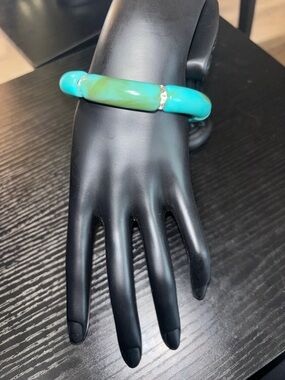 REESELYN CREATIONS Handcrafted Swirl Stretch Tube Bangle w Rhinestone Spacers